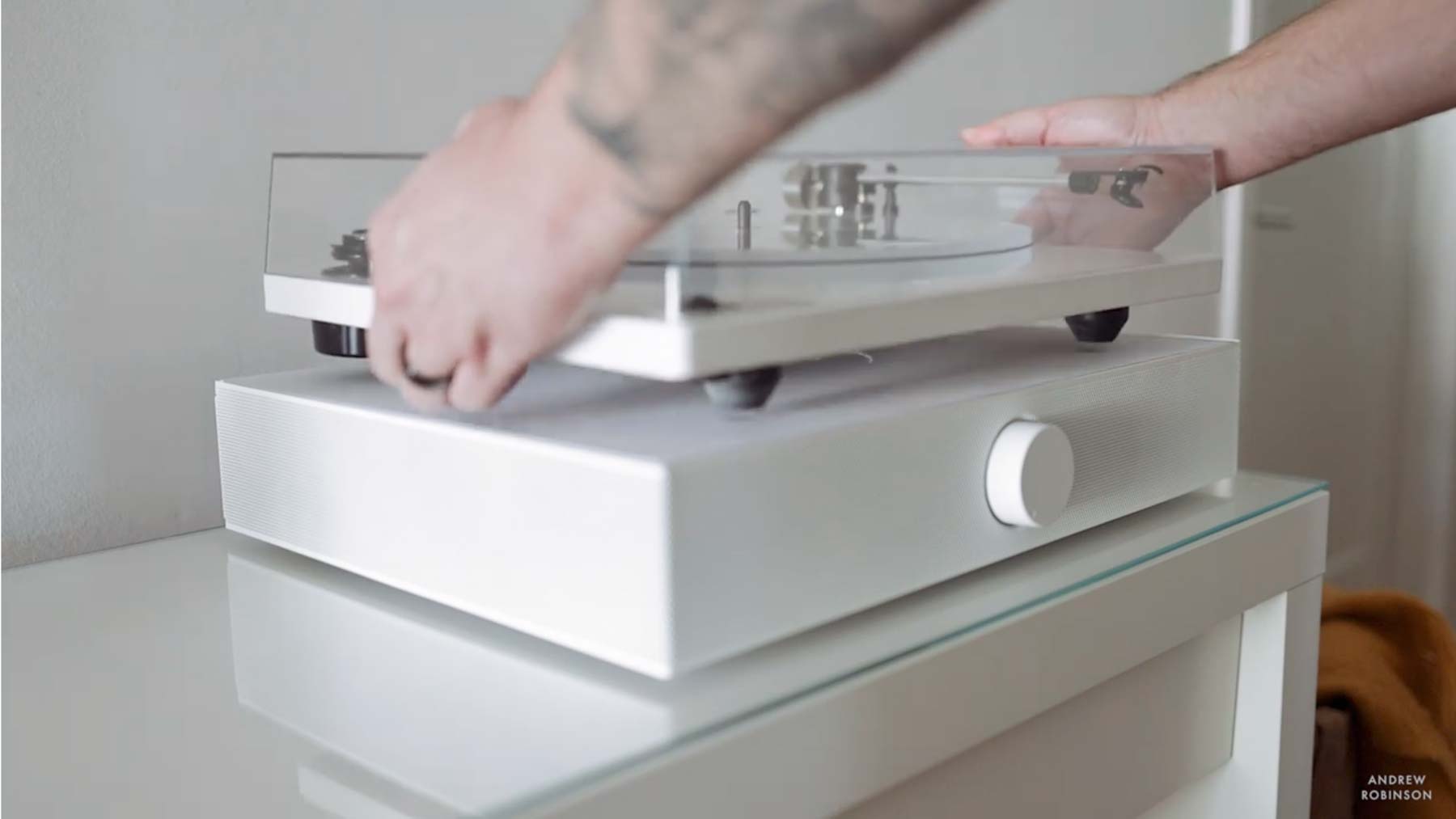 Spinbase in "Easy to use Music System for your Turntable"
