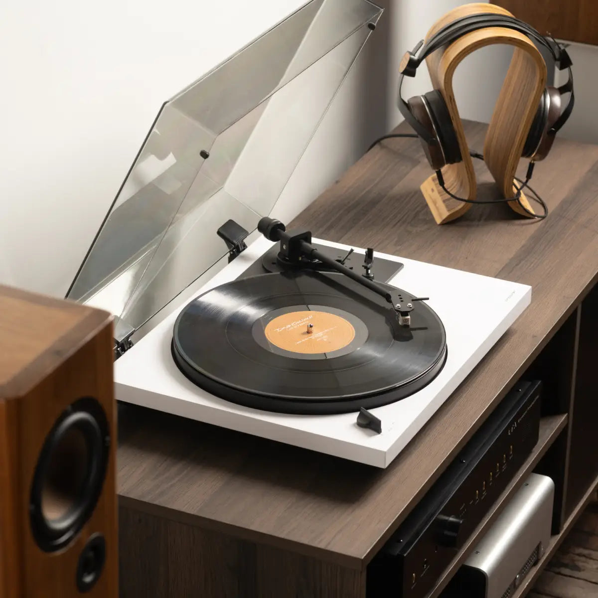 SpinDeck 2 Semi-Automatic Turntable - Andover Audio SpinDeck 2 Semi-Automatic Turntable - Andover Audio